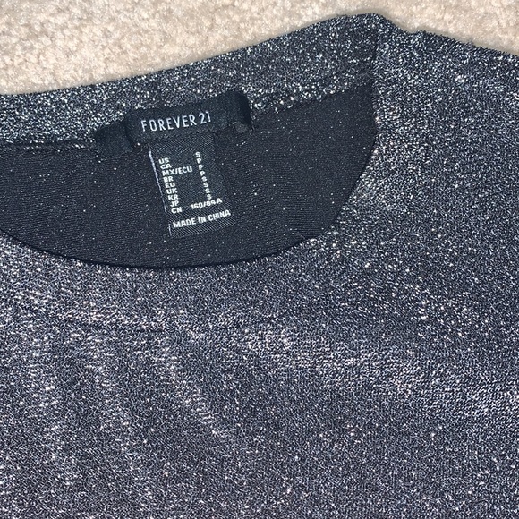 Glittery long sleeve crop top - Picture 2 of 4